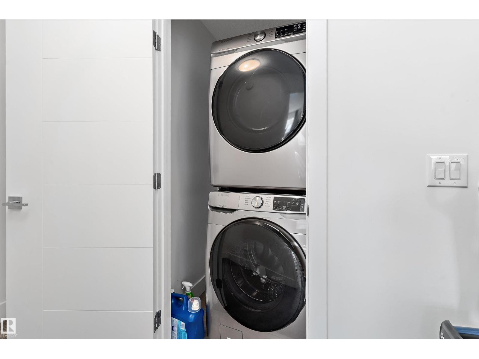 #6 16335 84 ST NW - 22