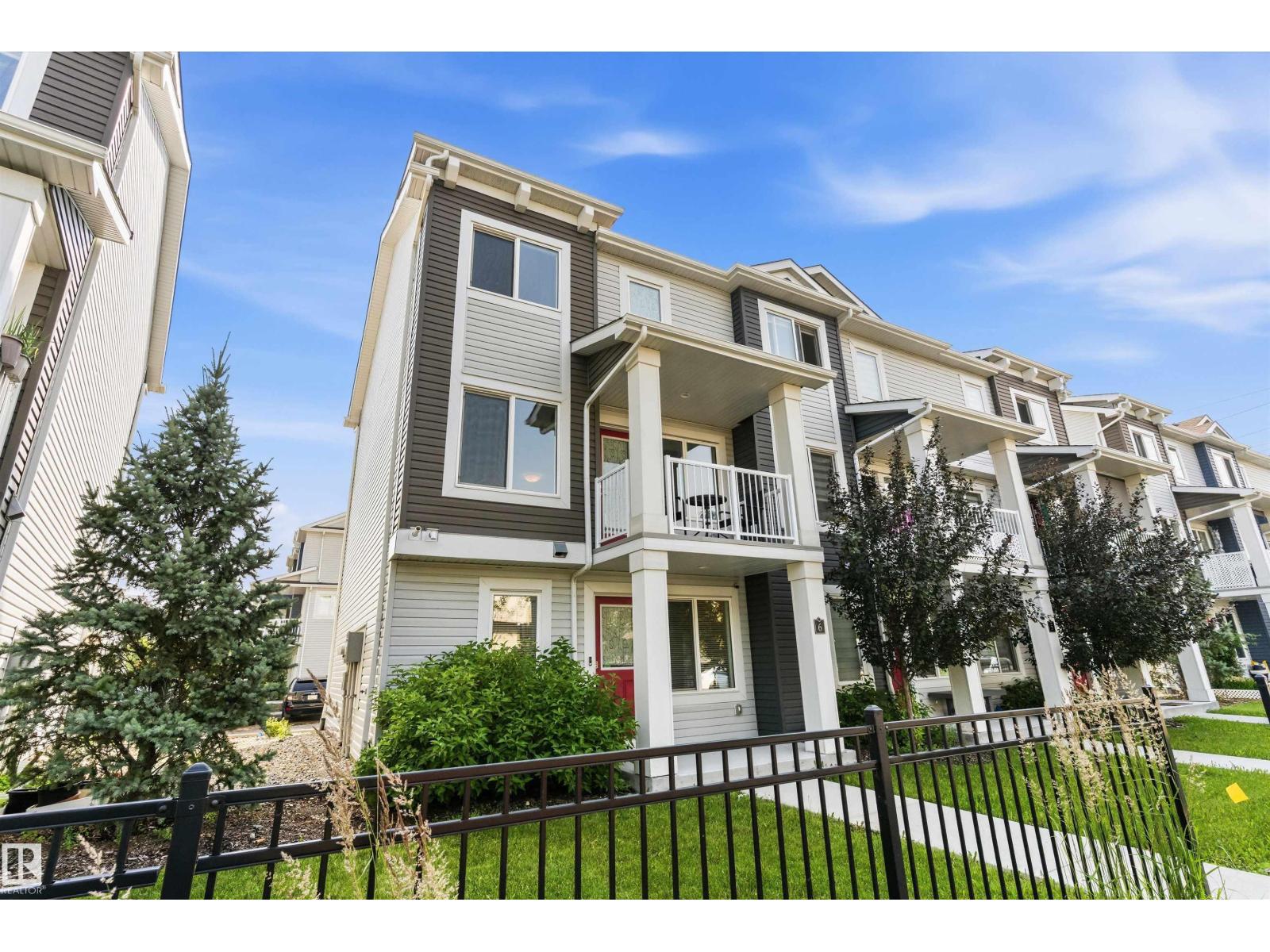 #6 16335 84 ST NW - 4