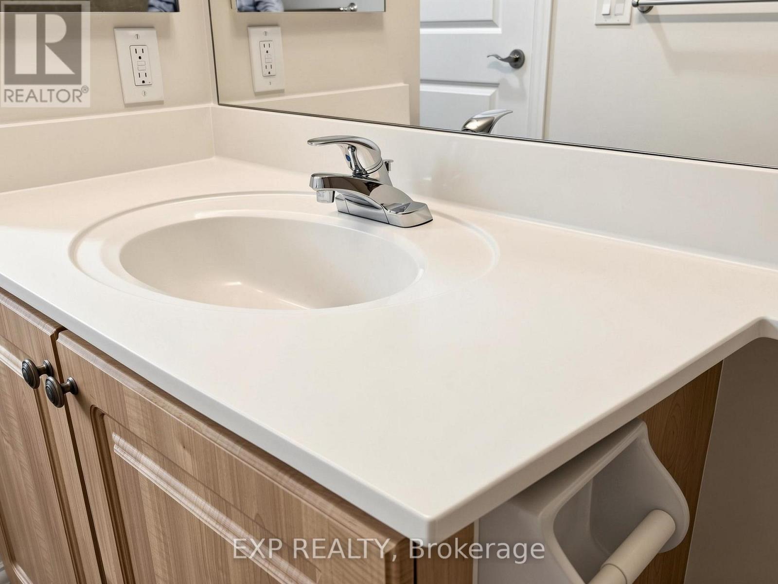 #219 58 MARINE PARADE DRIVE - Image 31