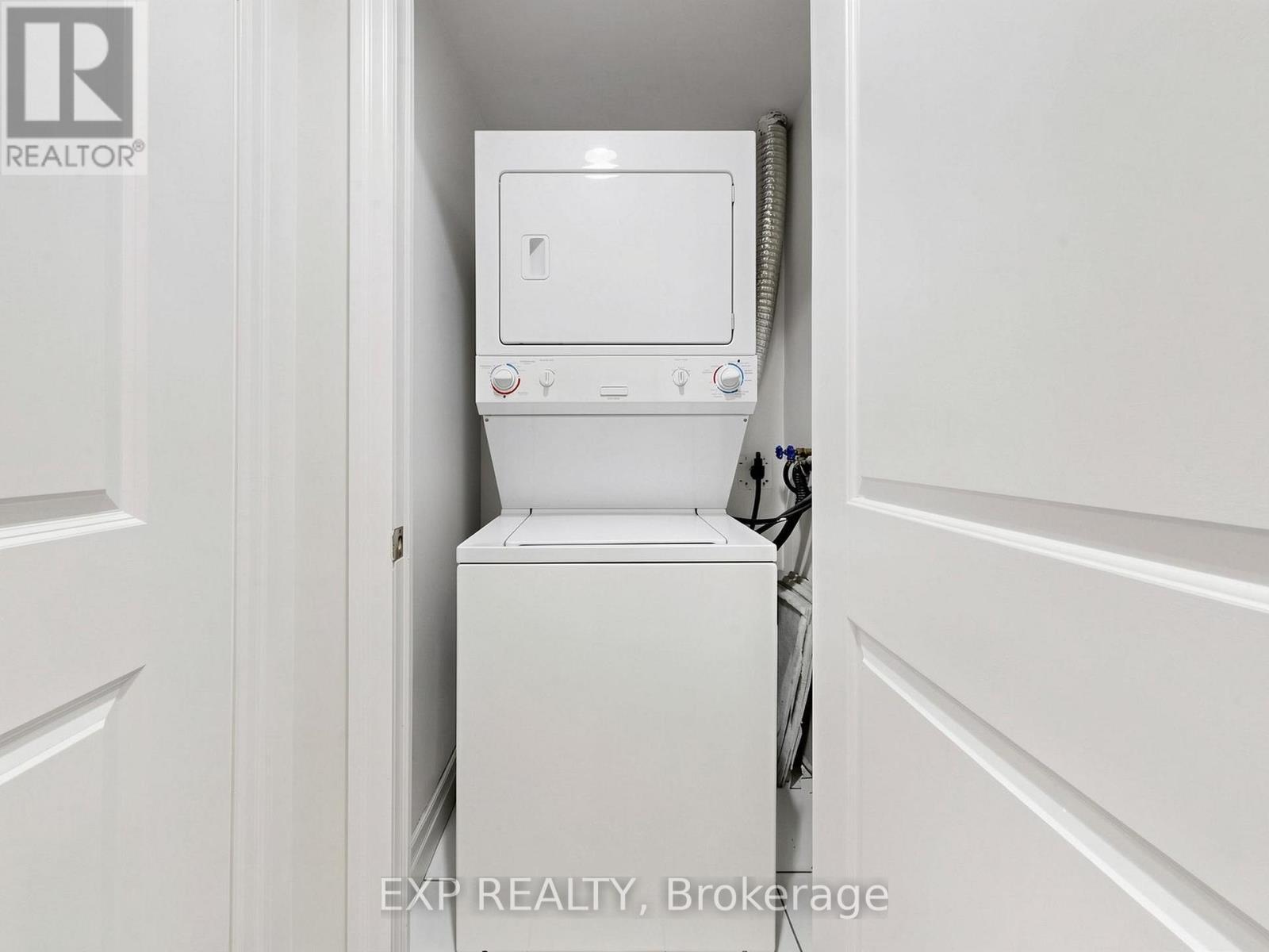 #219 58 MARINE PARADE DRIVE - Image 33