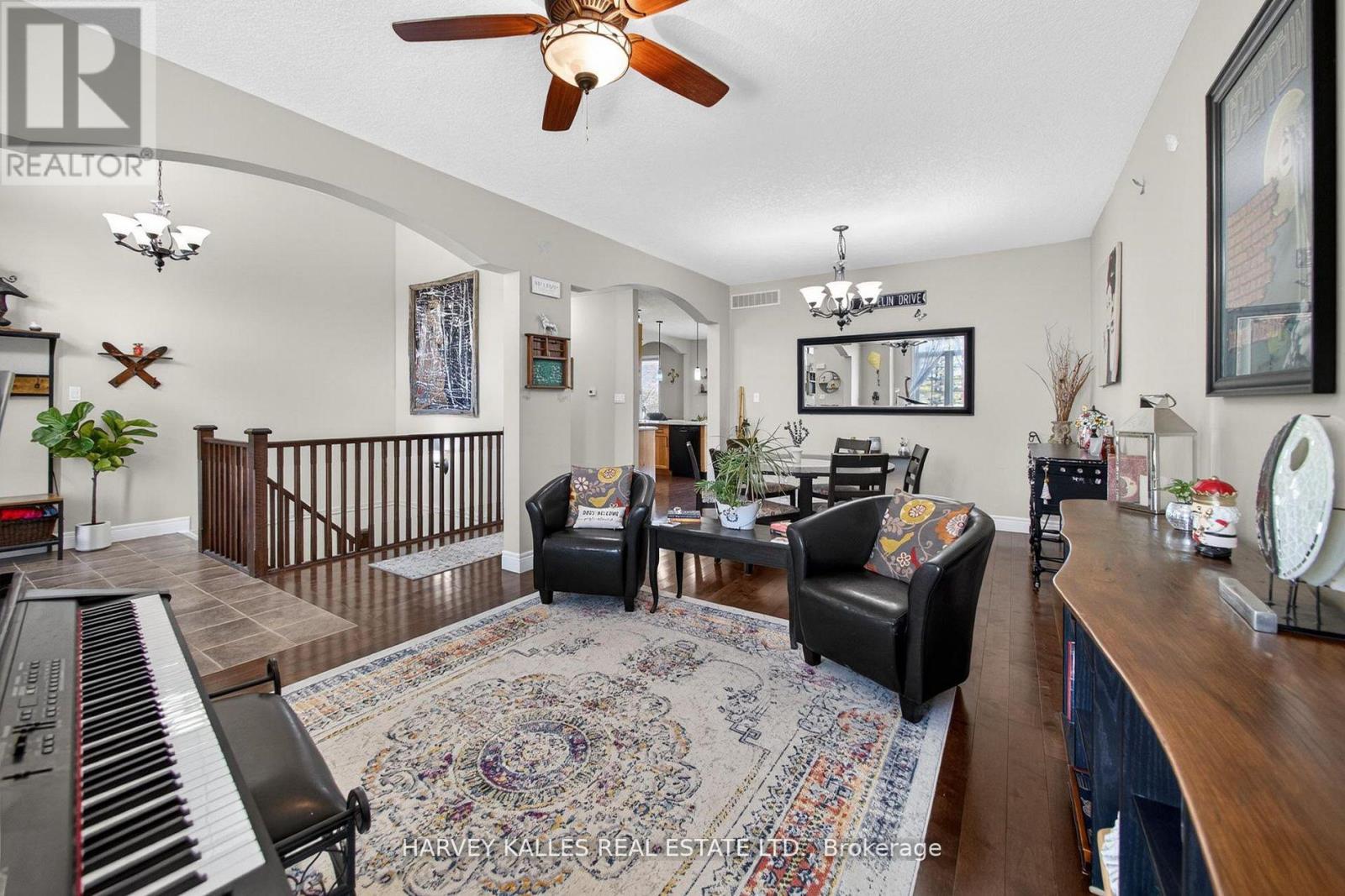 4933 ERAMOSA TOWNLINE N - 15