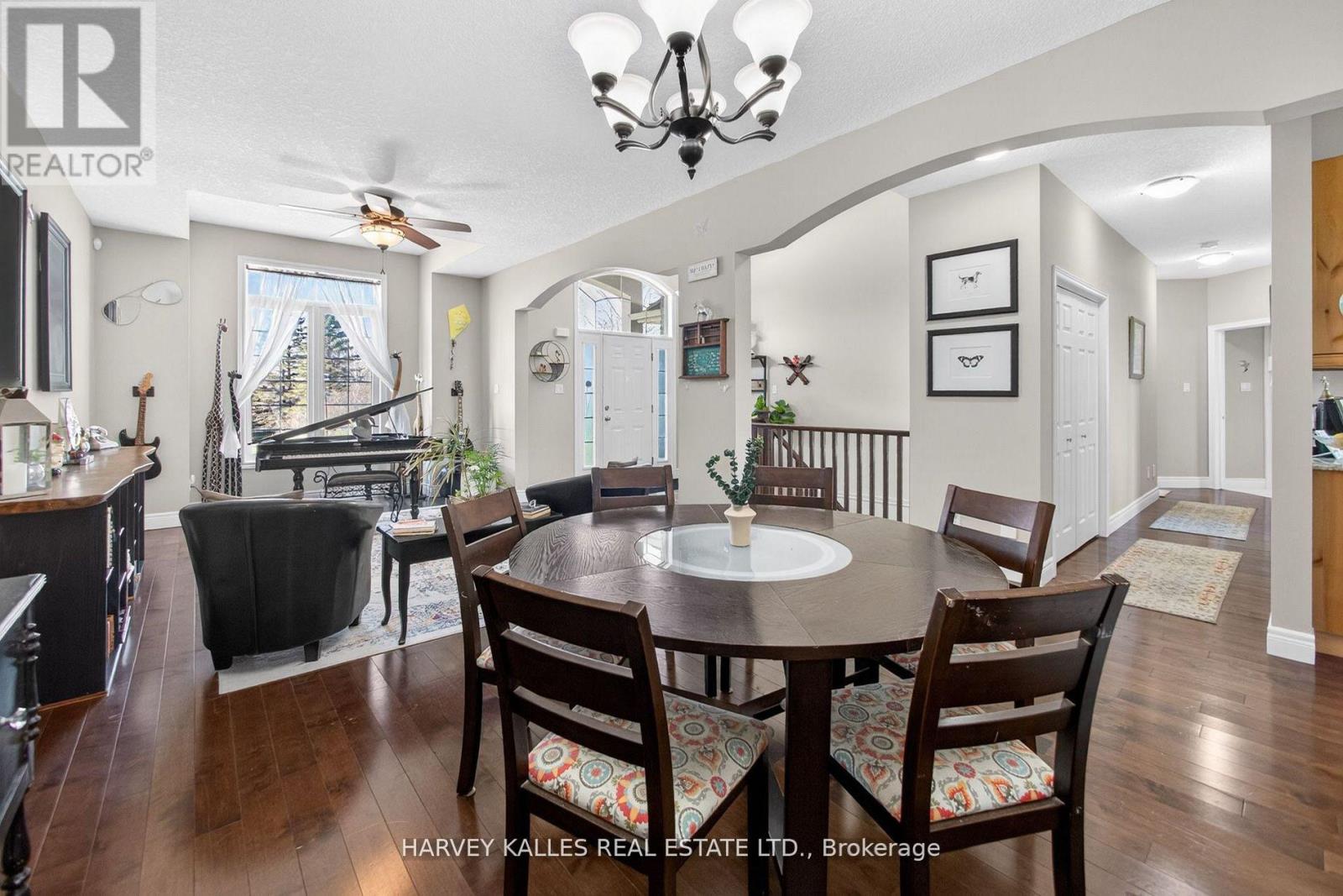 4933 ERAMOSA TOWNLINE N - 17