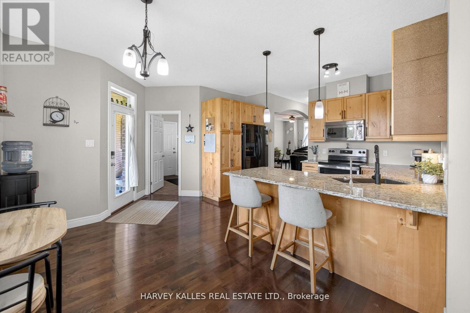 4933 ERAMOSA TOWNLINE N - 20
