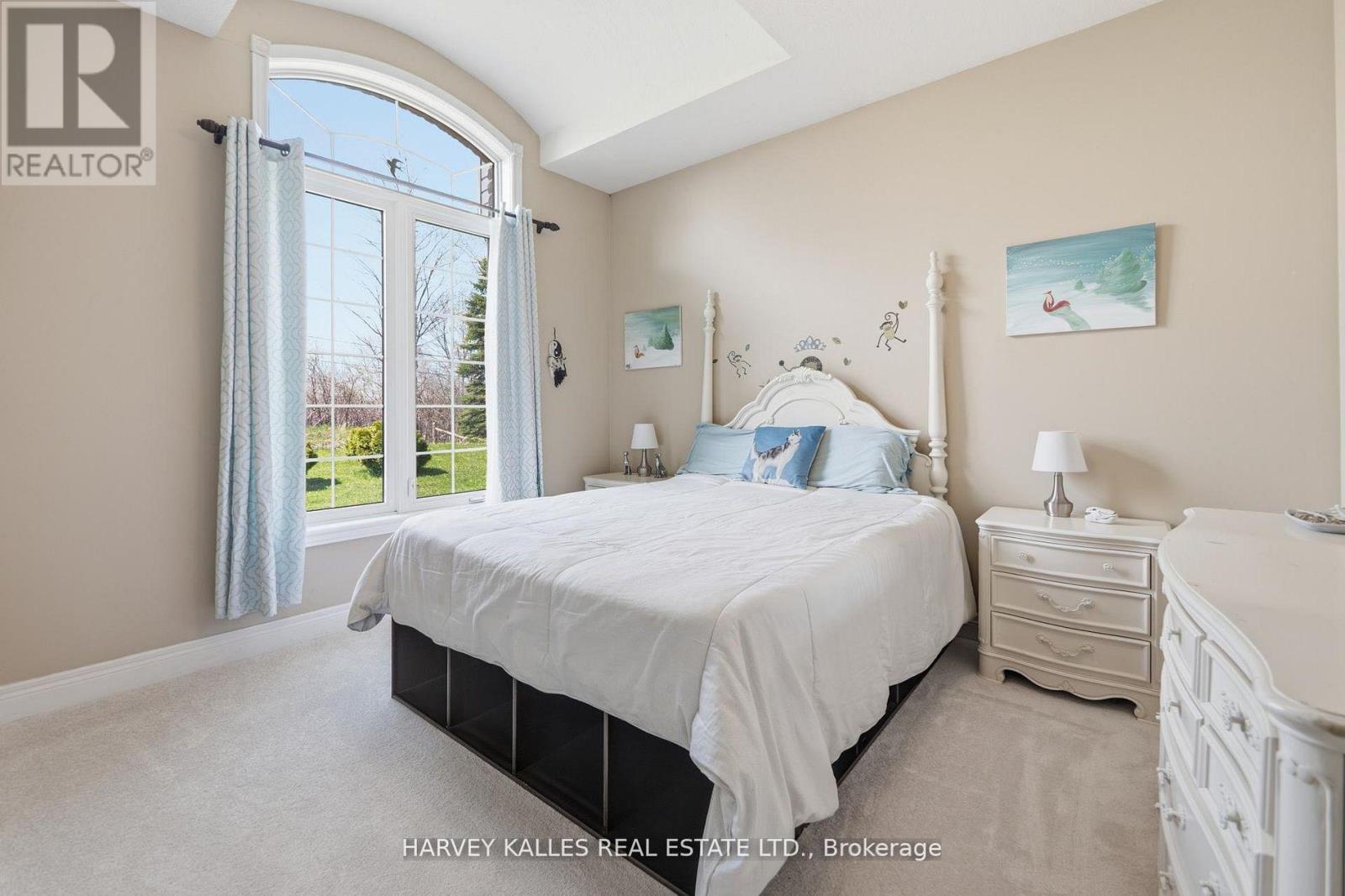 4933 ERAMOSA TOWNLINE N - 29