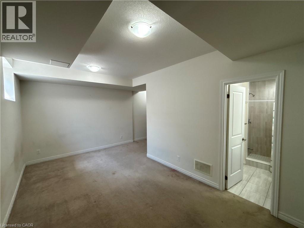 60 REISTWOOD Drive - 19