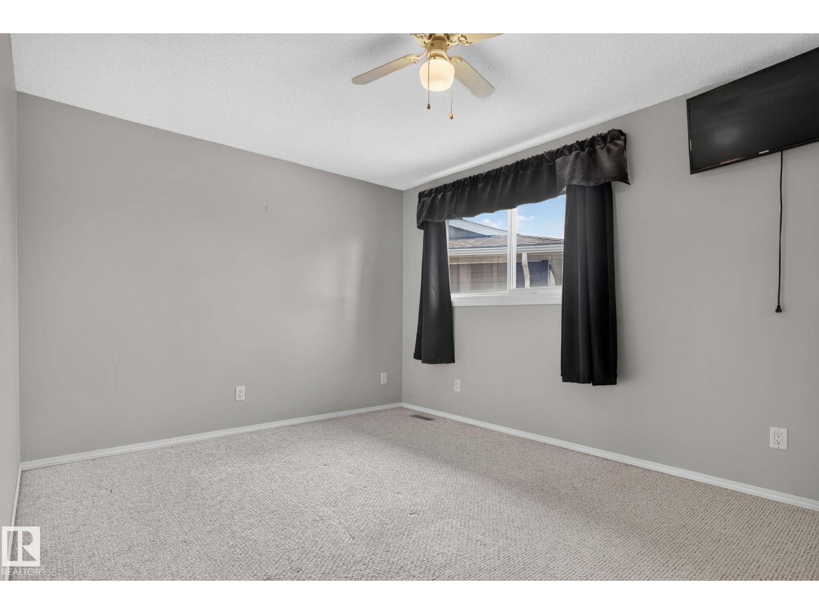 10644 158 AV NW - Image 35