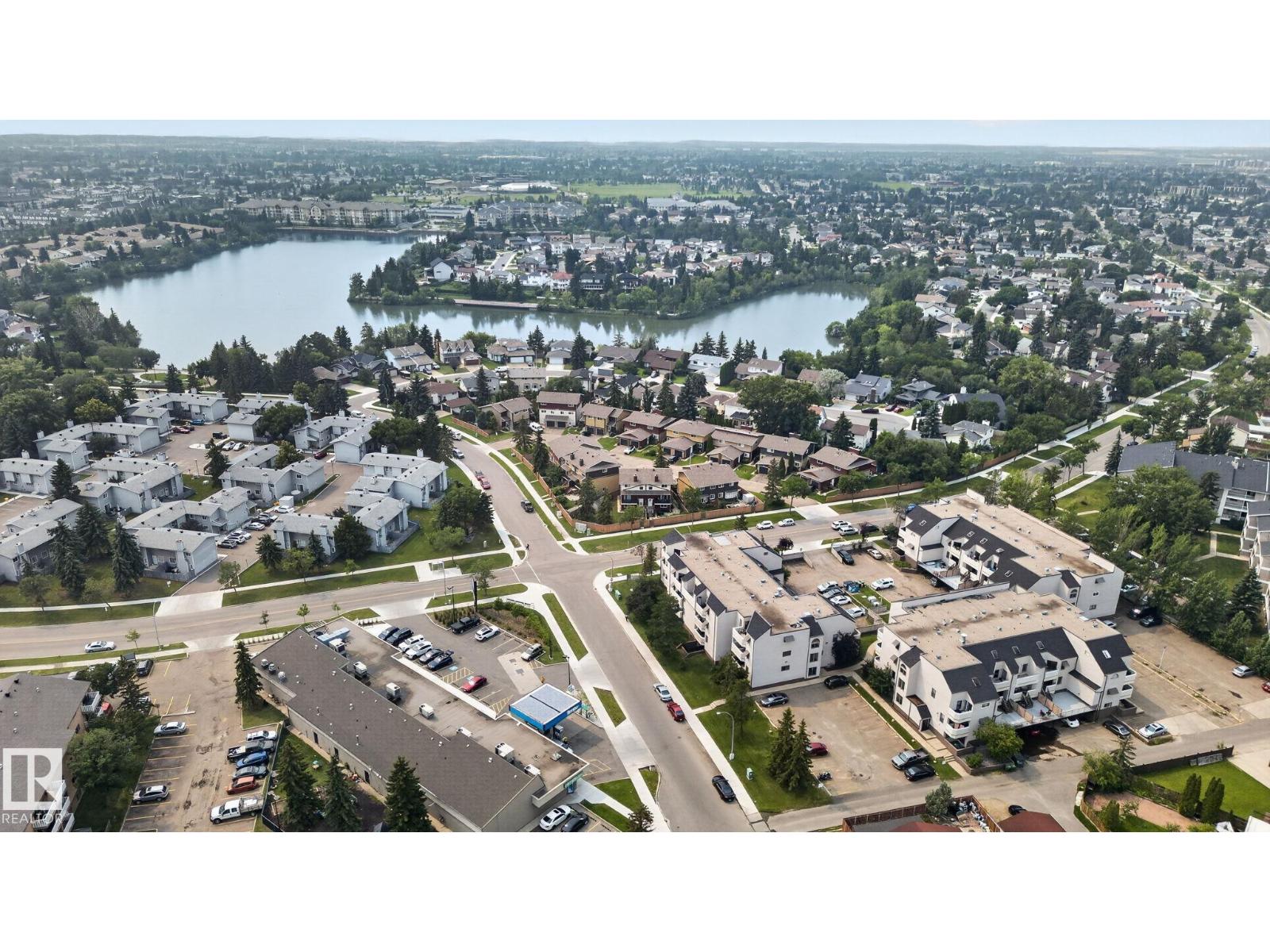 10644 158 AV NW - 2