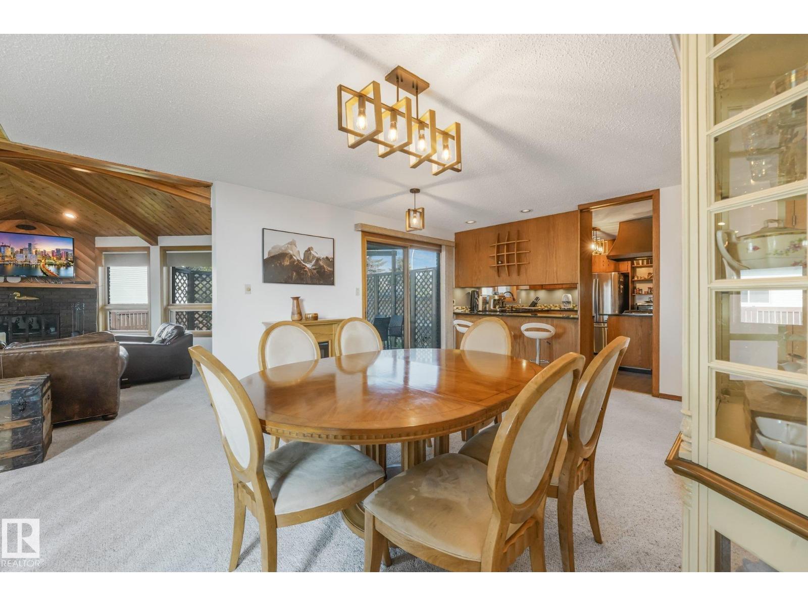 5504 150 AV NW NW - 12