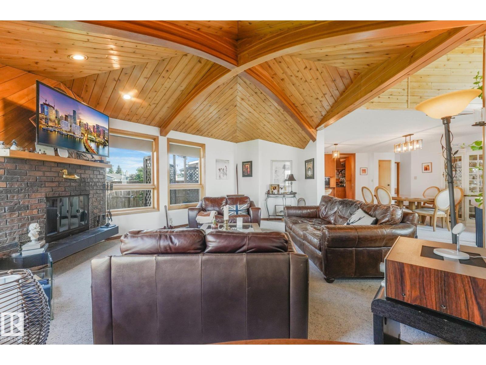 5504 150 AV NW NW - 16