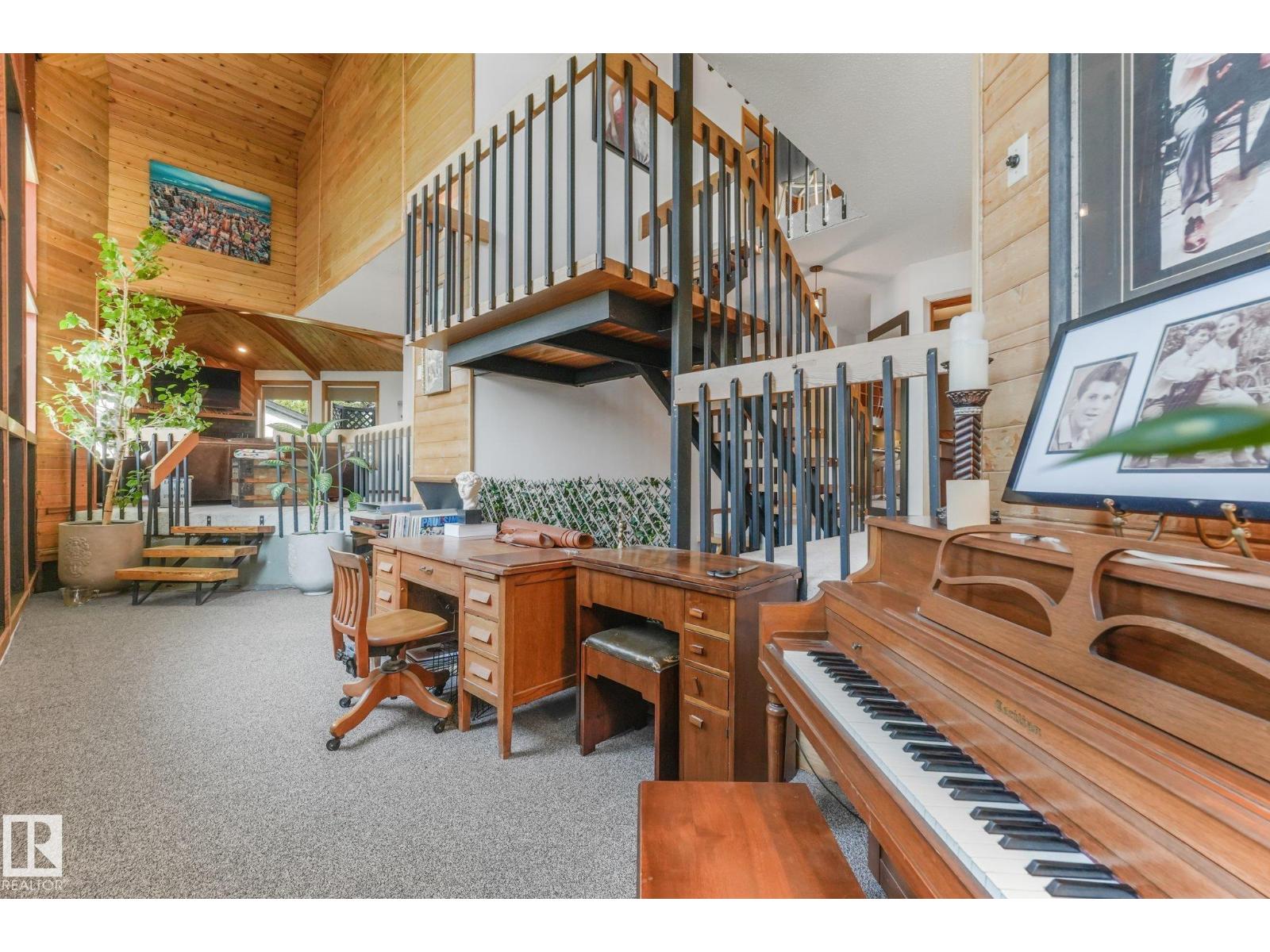 5504 150 AV NW NW - 18