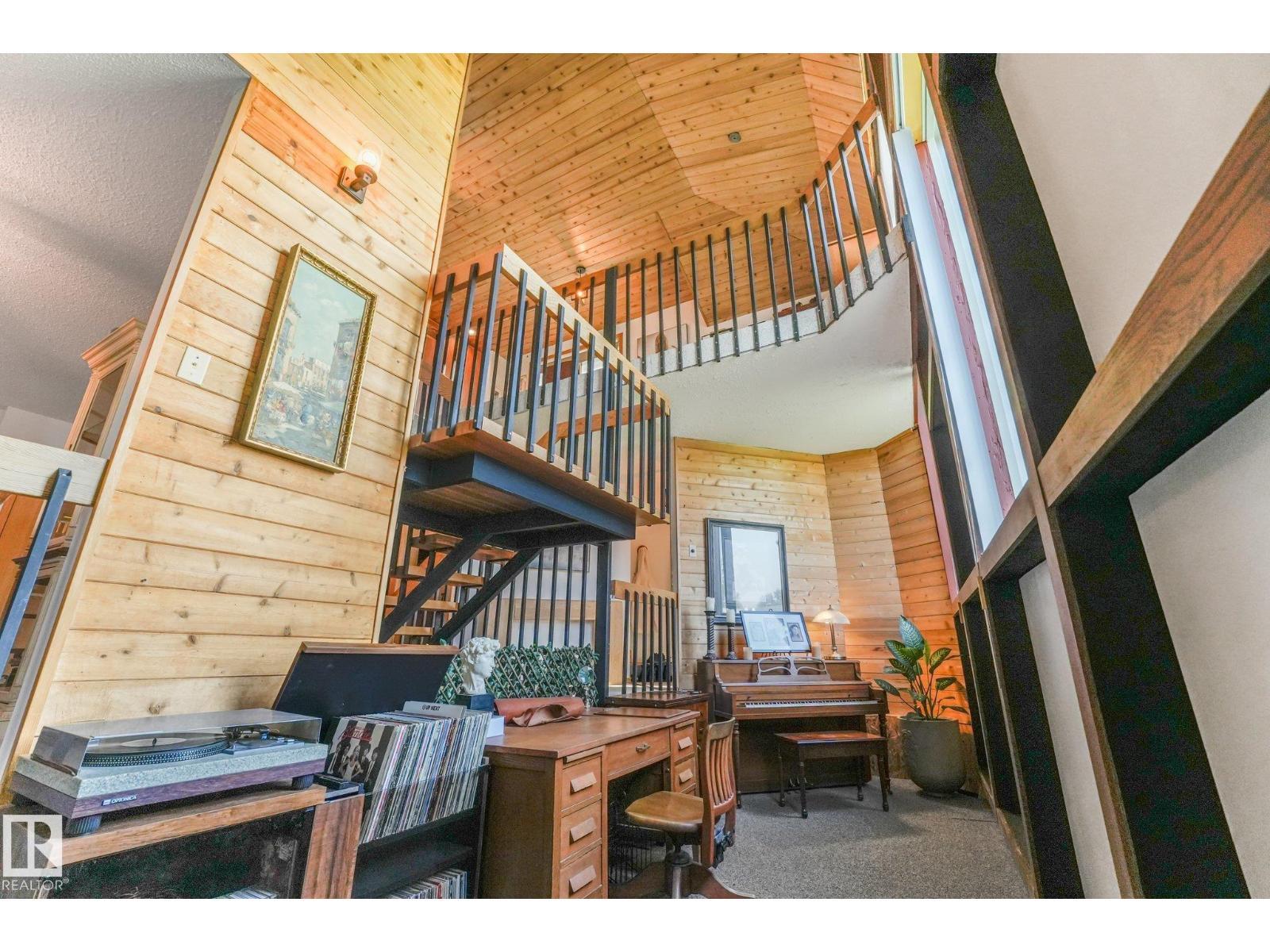 5504 150 AV NW NW - 21