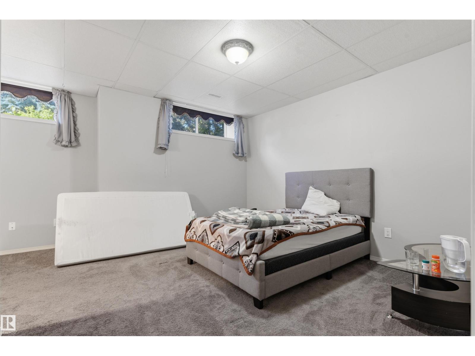 #11 2505 42 ST NW - 21