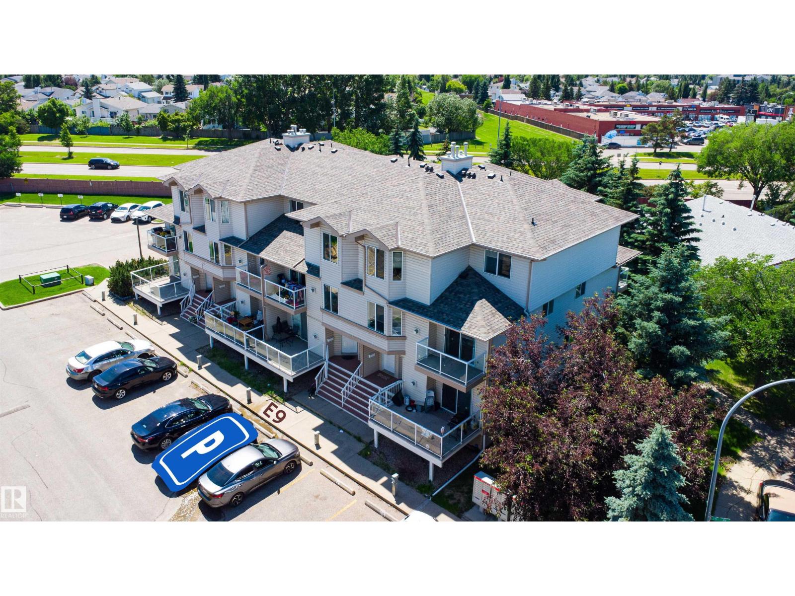 #11 2505 42 ST NW - 1