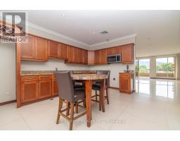 441 - 123 Plaza Rose Street, Costa Rica, ON  Photo 10