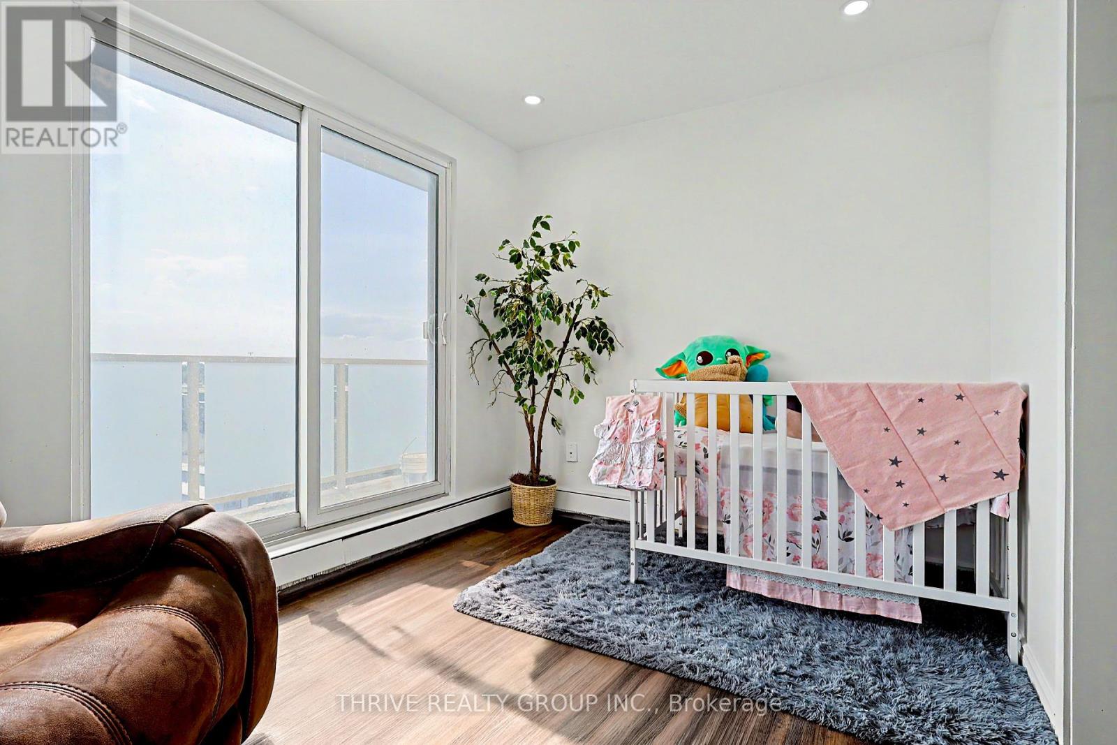 #605 583 MORNINGTON AVENUE - Image 10