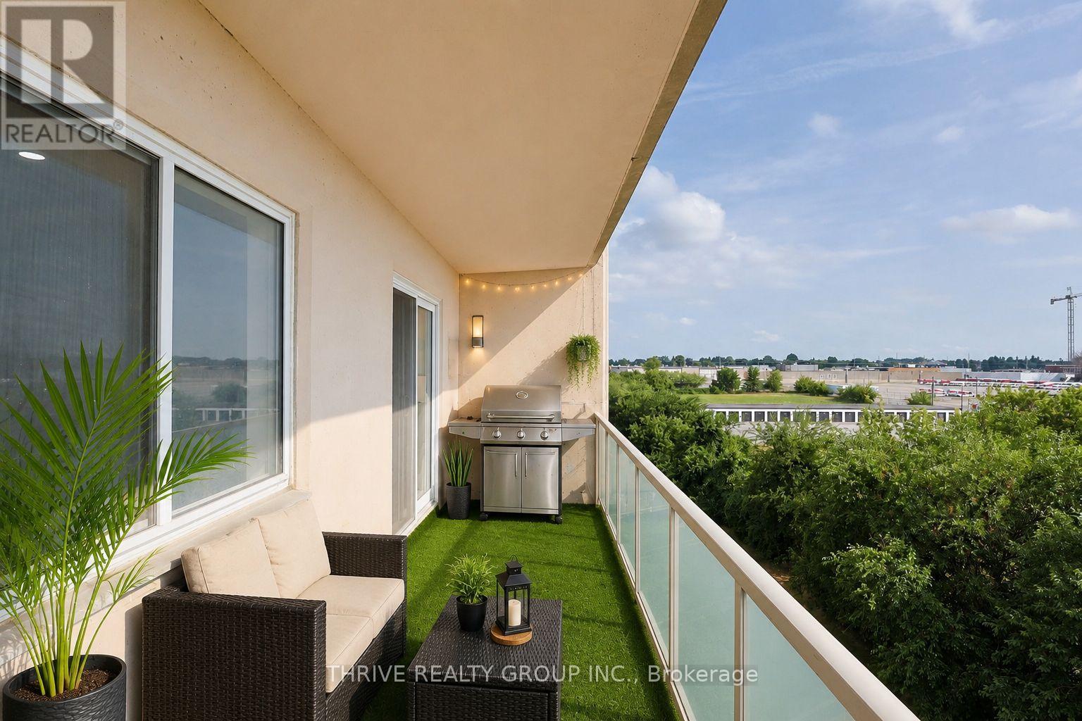 #605 583 MORNINGTON AVENUE - Image 11