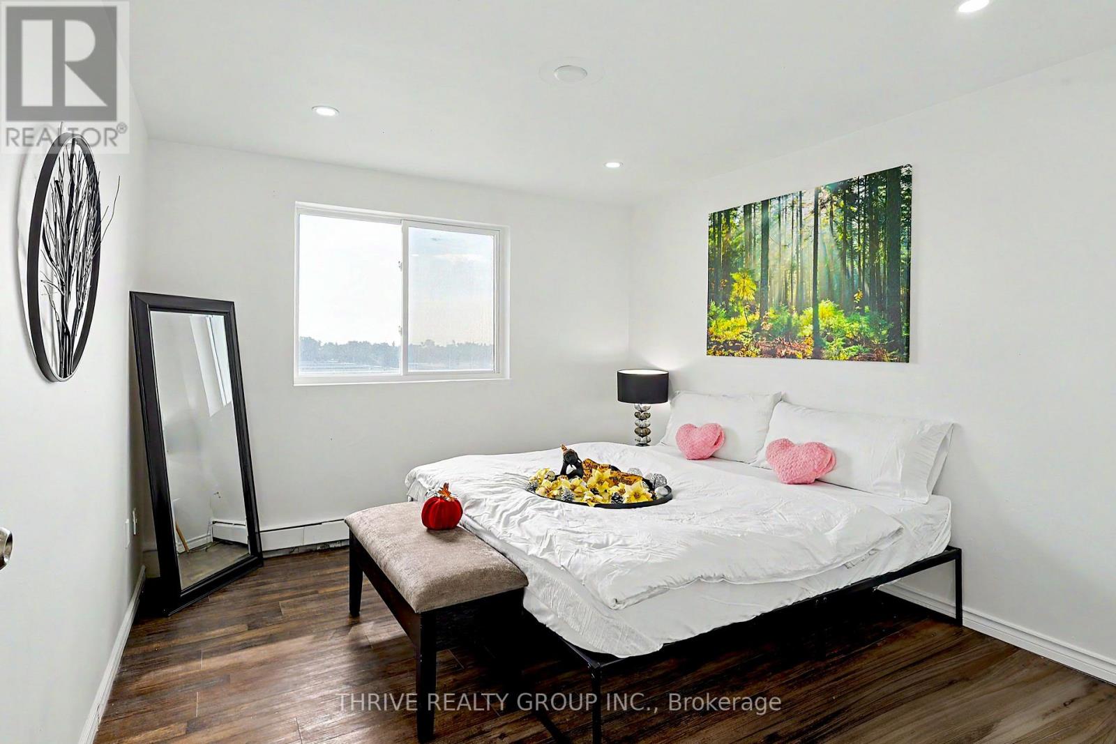 #605 583 MORNINGTON AVENUE - Image 8