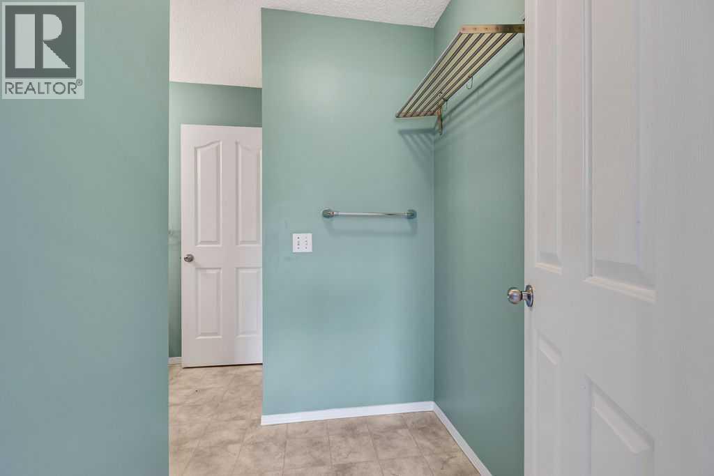 155 Citadel Meadow Gardens NW - 19