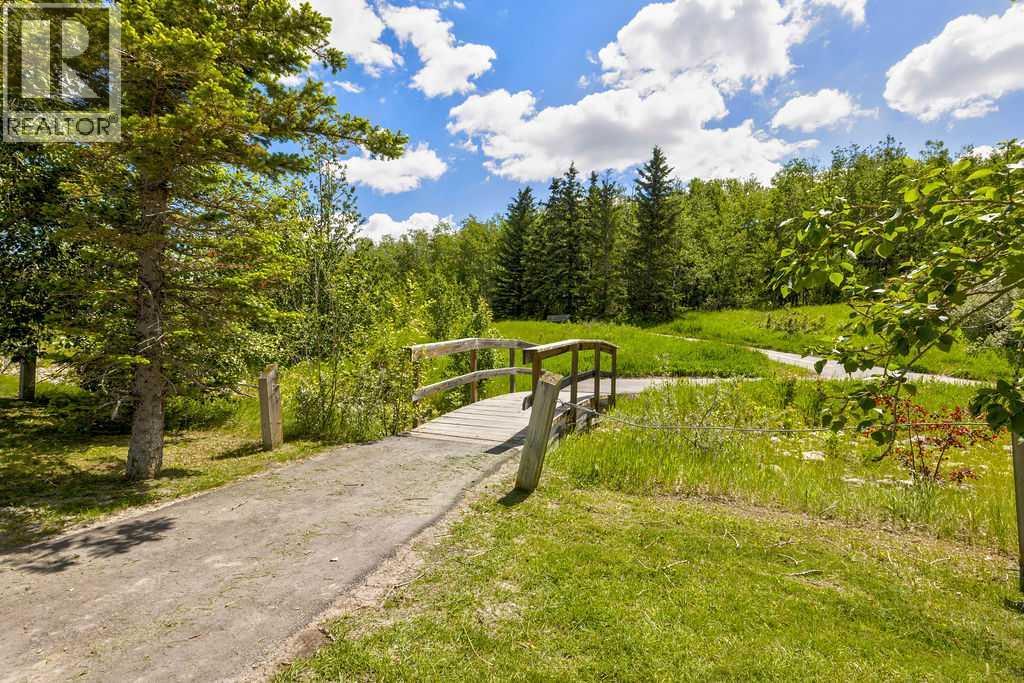 155 Citadel Meadow Gardens NW - 2