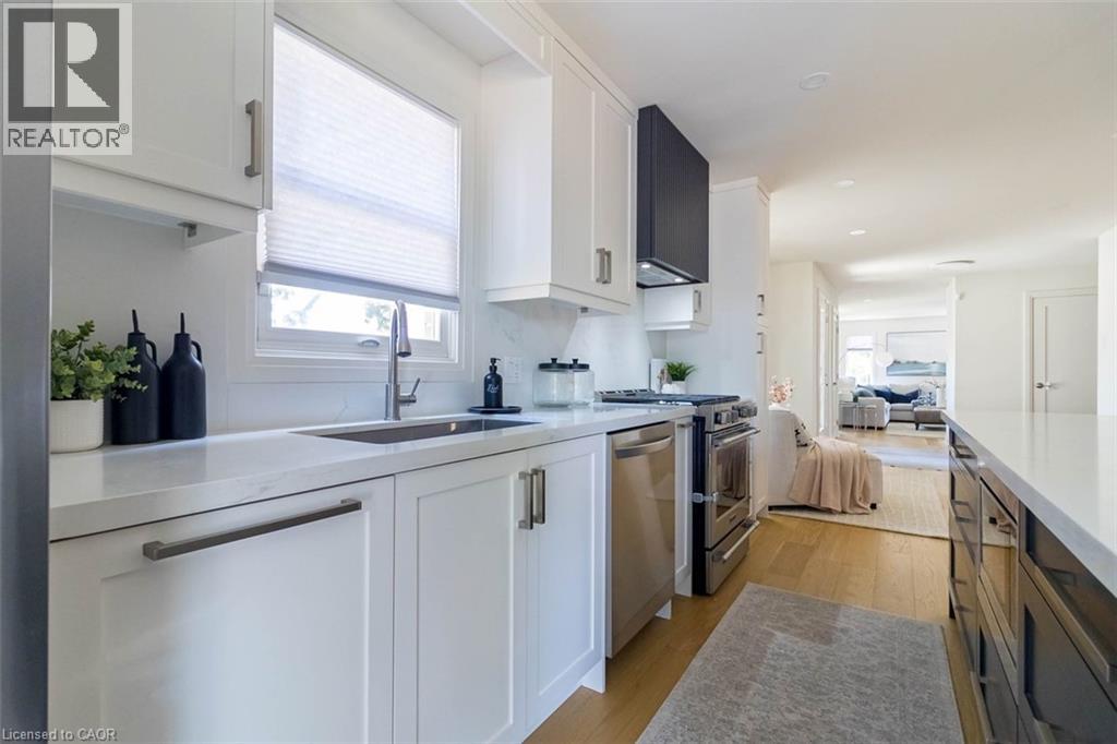 23 AVONMORE Court - 23
