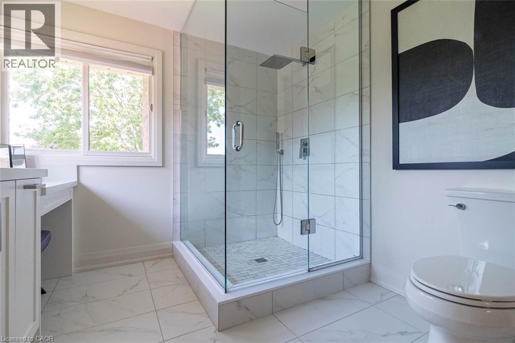 23 AVONMORE Court - 41