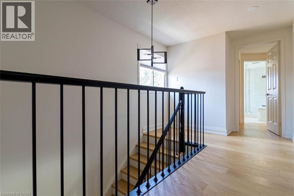 23 AVONMORE Court - 24