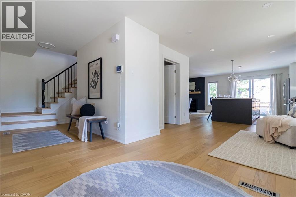 23 AVONMORE Court - 7