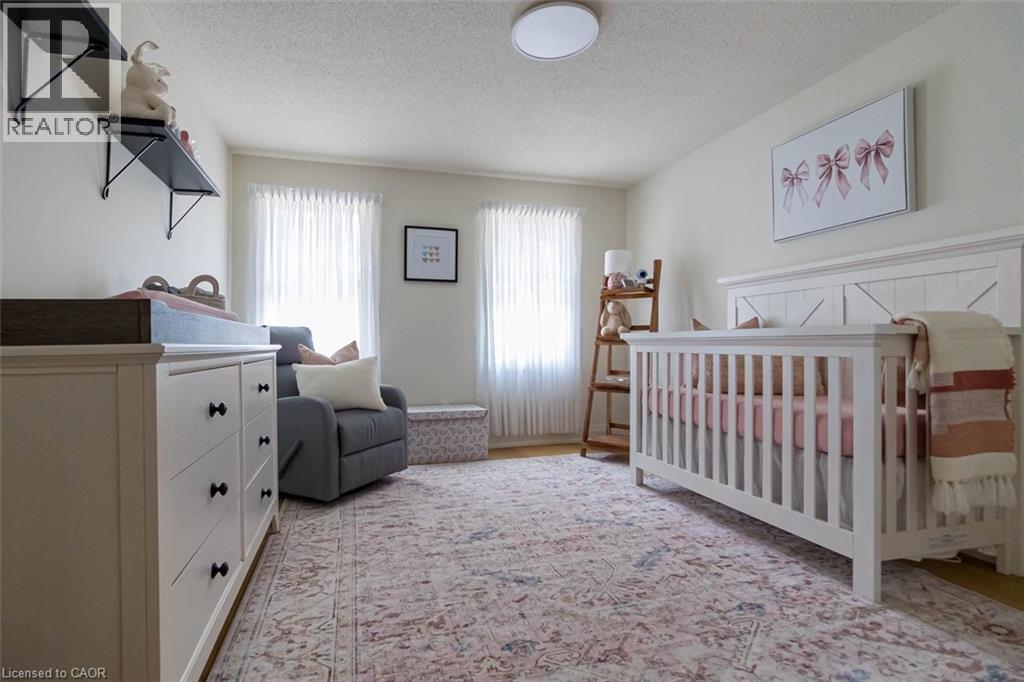 23 AVONMORE Court - 26