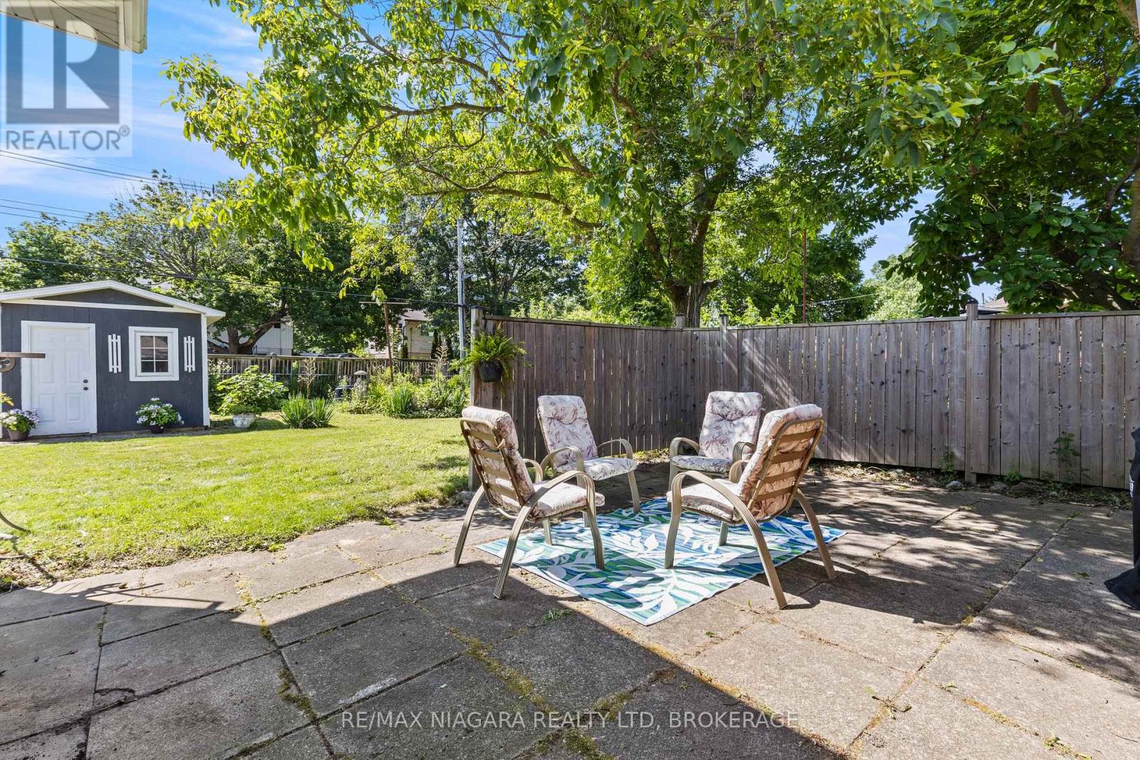 74 WESTWOOD CRESCENT - 29