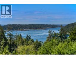 Entrance - 430 Mckercher Rd, Mayne Island, BC V0N2J2 Photo 8