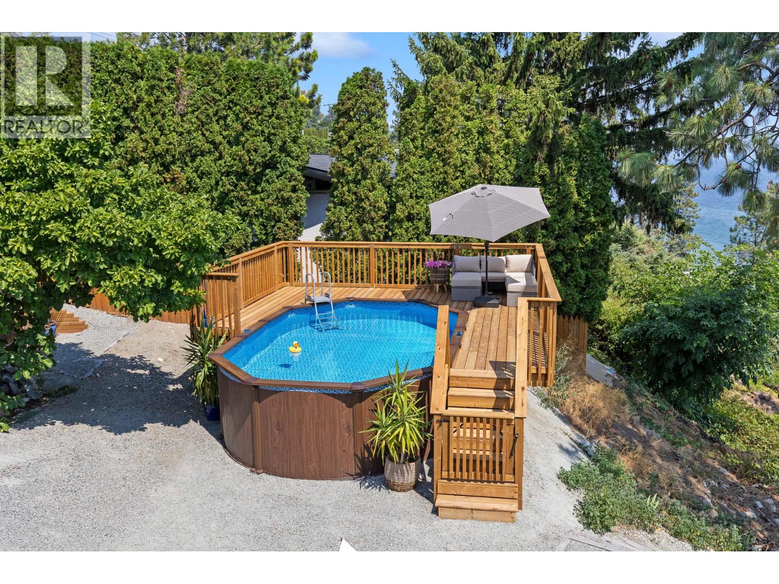 6431 Renfrew Road - 49