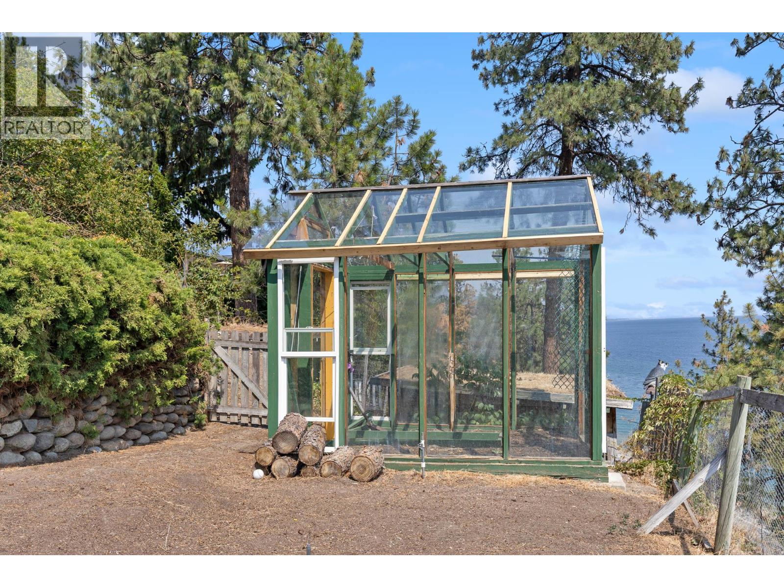 6431 Renfrew Road - 65