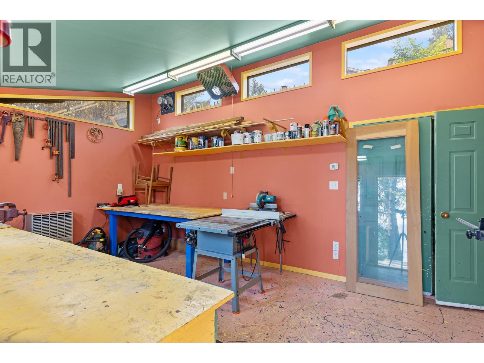 6431 Renfrew Road - 73