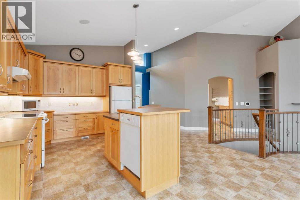 Listing photo – 42 Langford Crescent, Red Deer