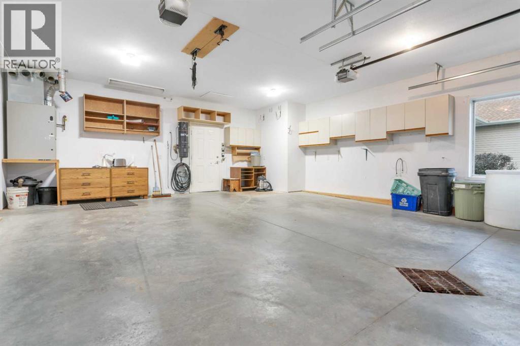Listing photo – 42 Langford Crescent, Red Deer