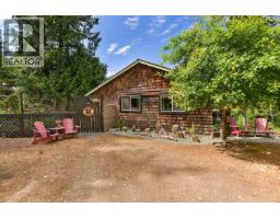 430 Mckercher Road, Mayne Island, BC V0N2J2 Photo 9