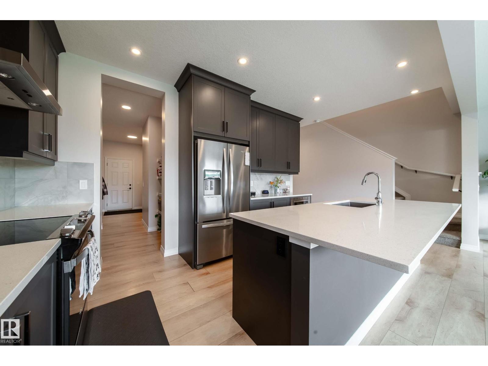 21035 128 AV NW - 11