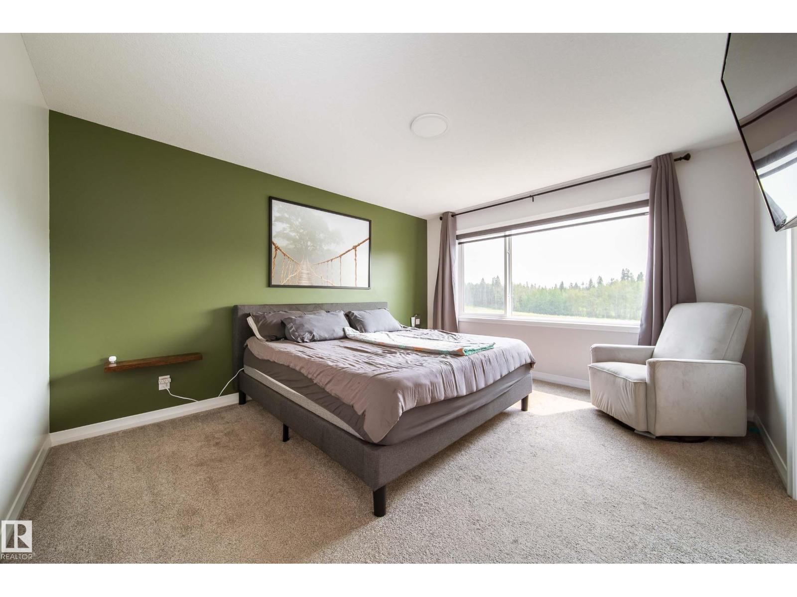 21035 128 AV NW - 22
