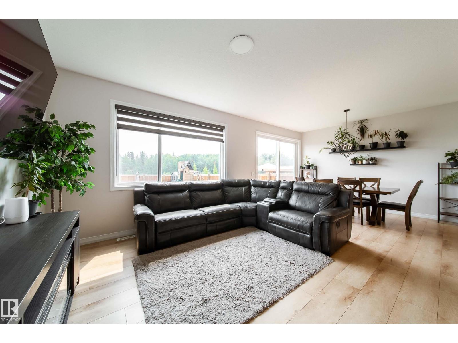 21035 128 AV NW - 7