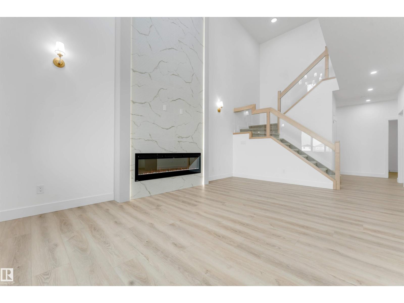 4234 63 ST - Image 11