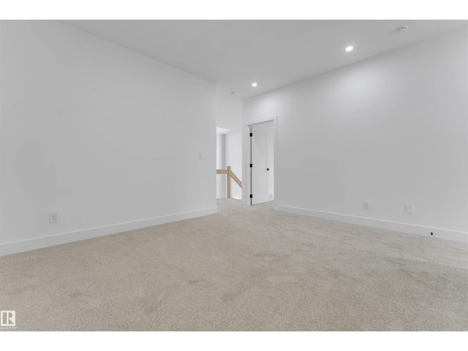 4234 63 ST - 29