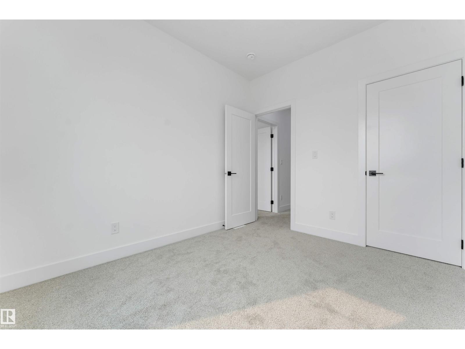 4234 63 ST - 33