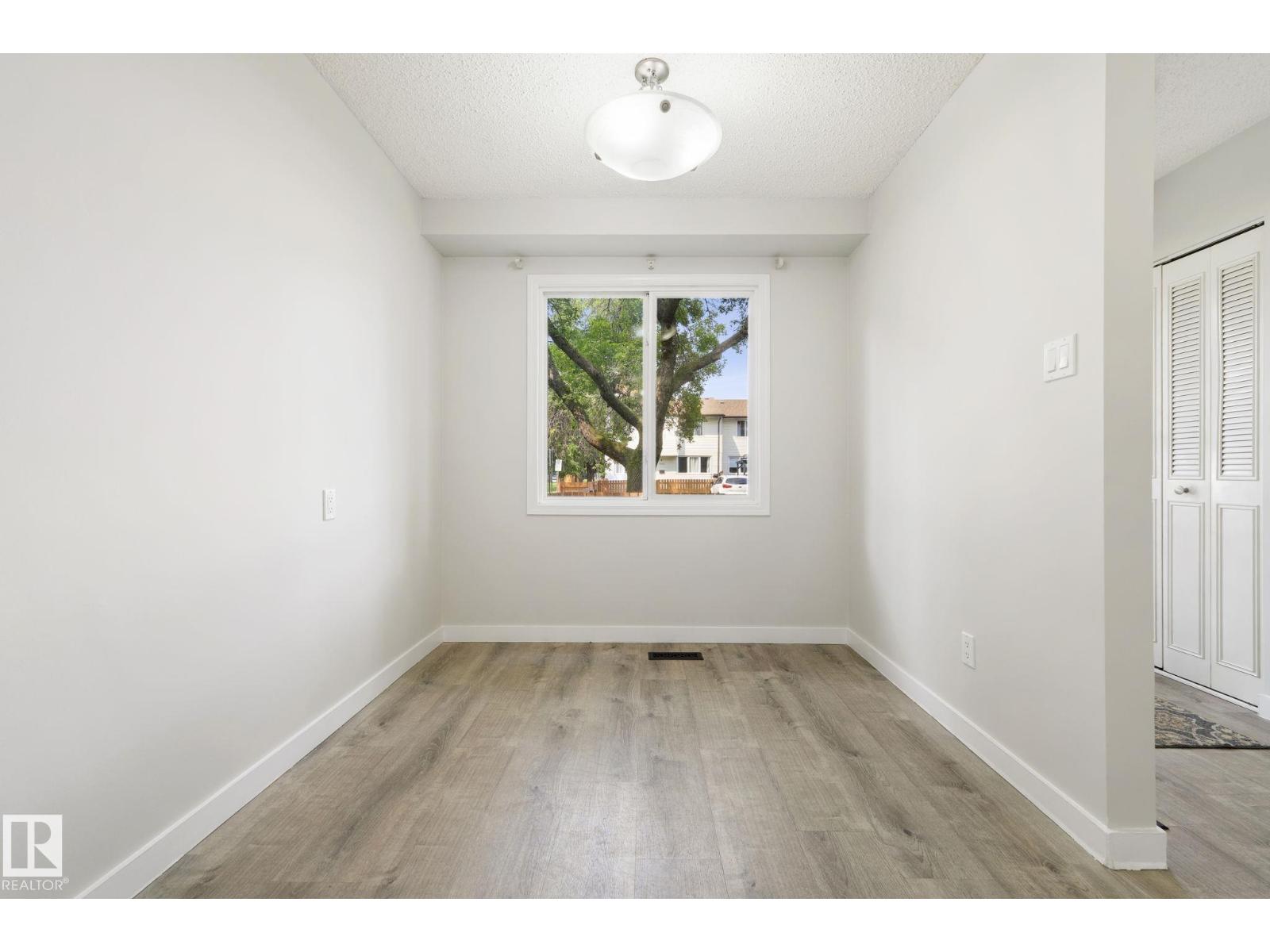 6533 180 ST NW - 11