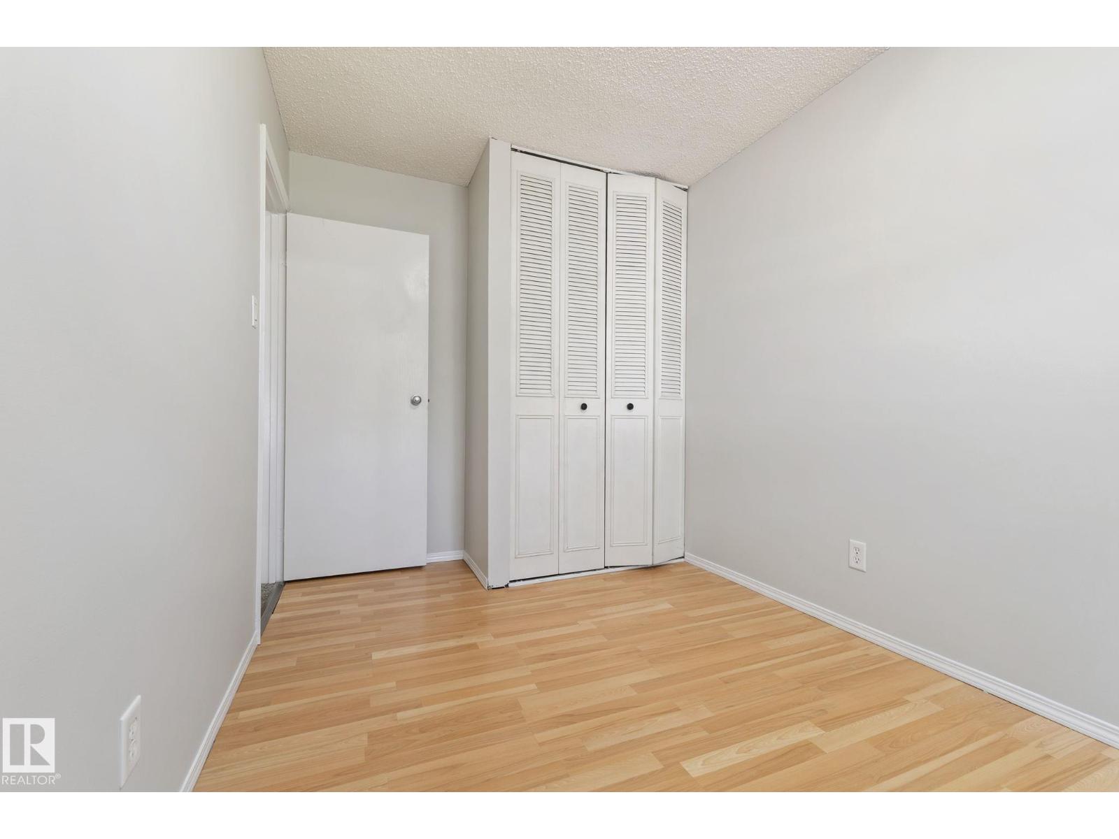 6533 180 ST NW - 26