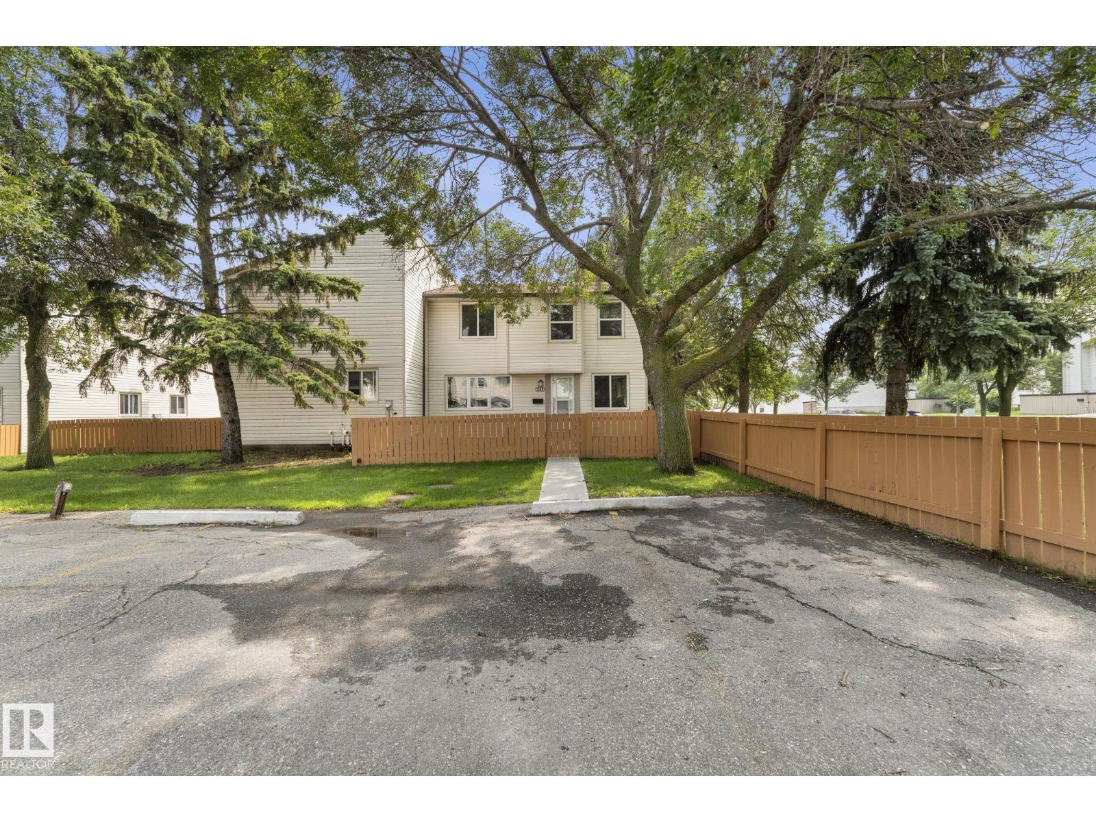 6533 180 ST NW - 3
