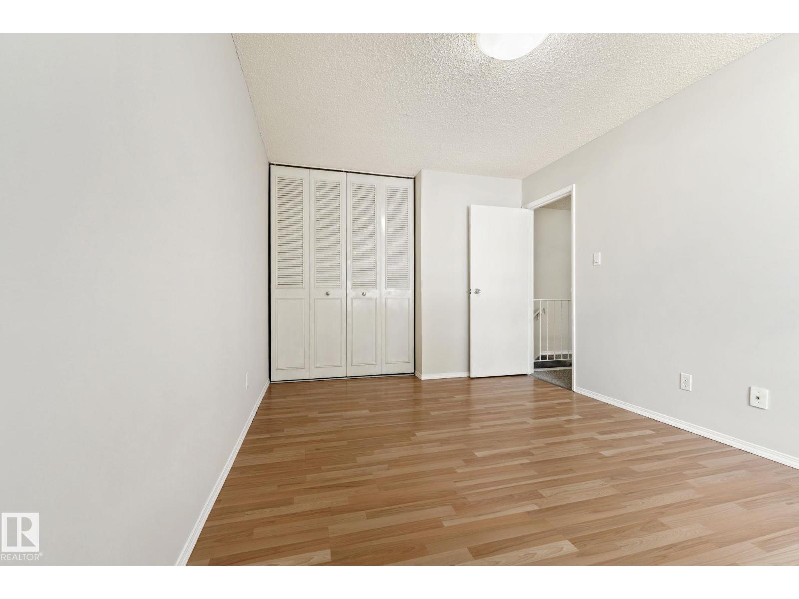 6533 180 ST NW - 33
