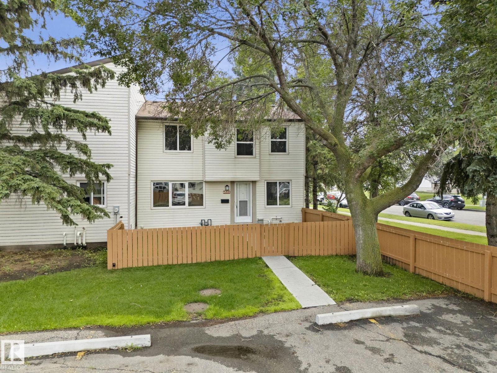 6533 180 ST NW - 42