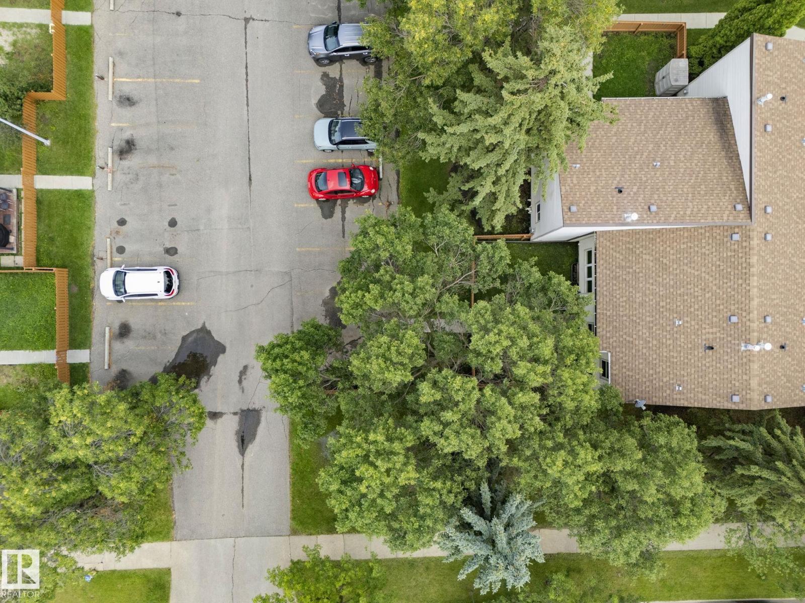6533 180 ST NW - 44