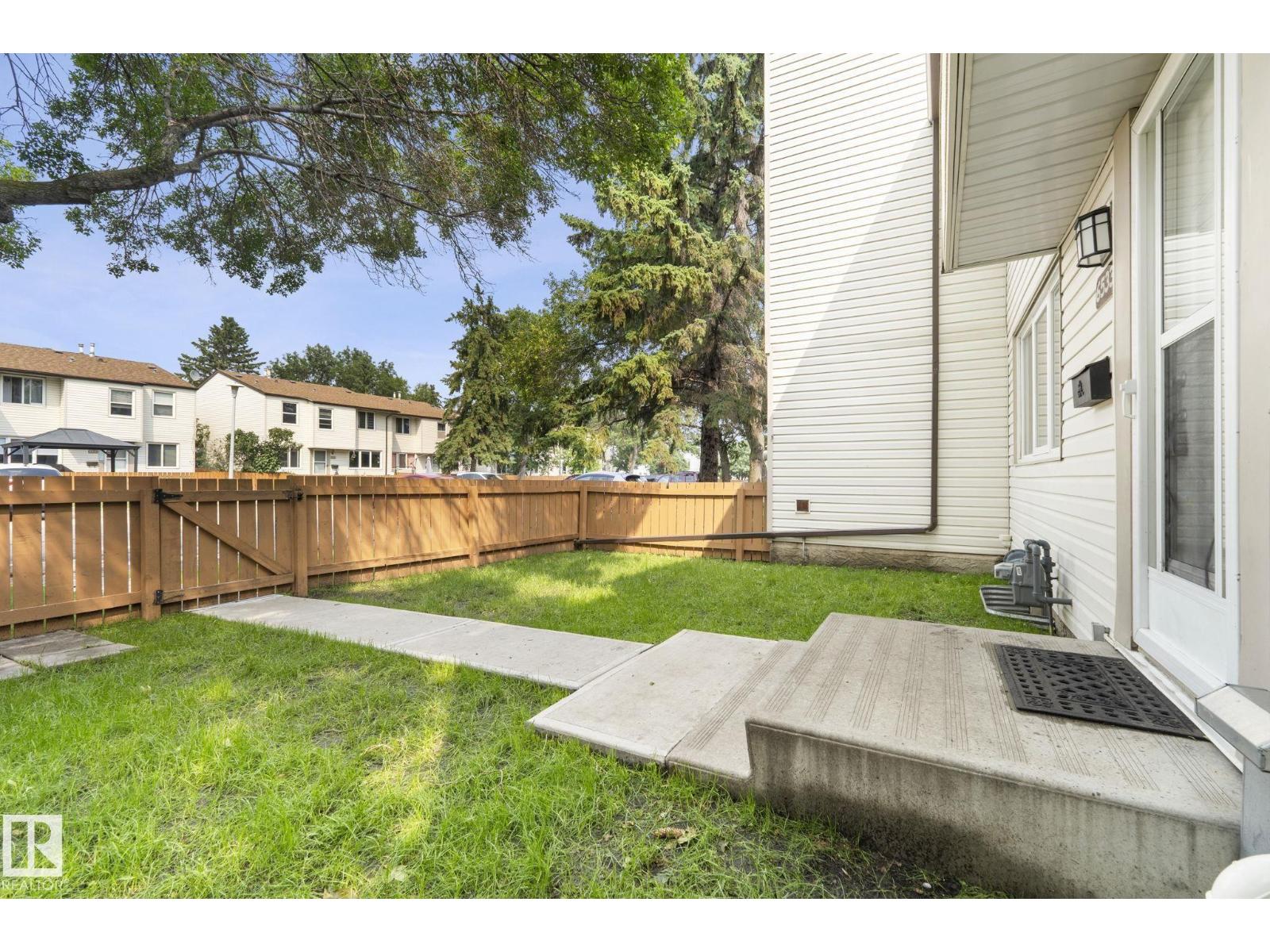 6533 180 ST NW - 8