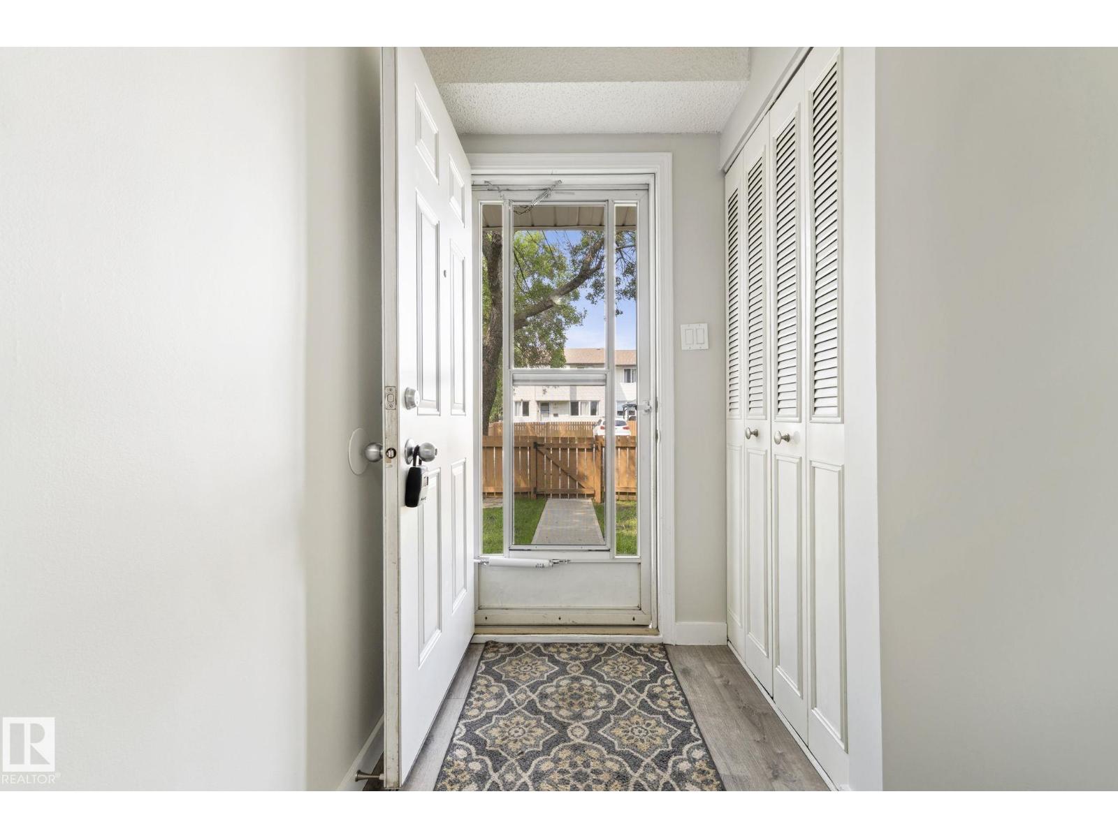 6533 180 ST NW - 9